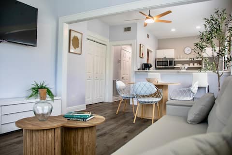 Popular Airbnb listing: Walk to RiverWalk• Luxury Home• Downtown Tampa in Riverside Heights