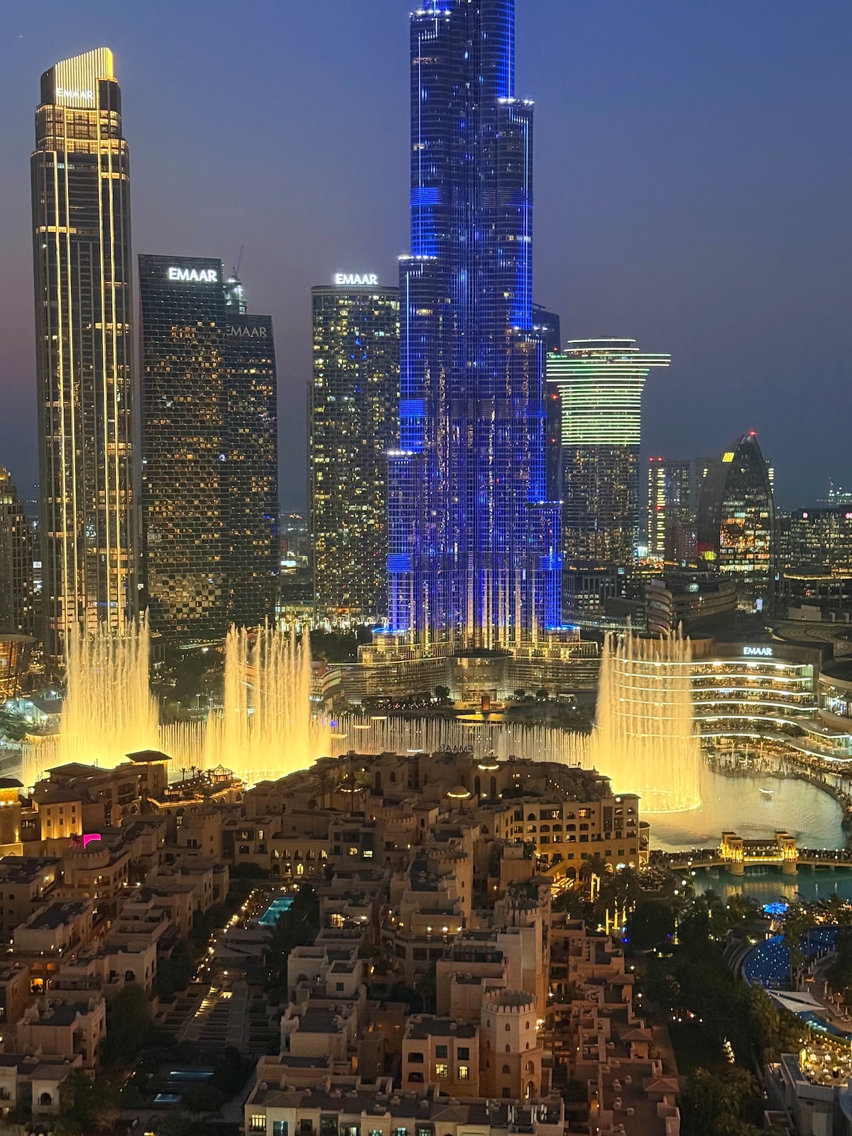 2 Bedroom Furnished Apartment with Burj Khalifa View · II 3