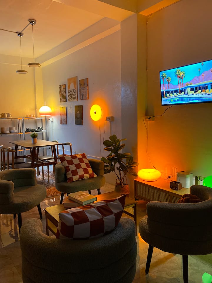Midcenturymodernvibe-near Virac Airport-w/ Parking - Virac