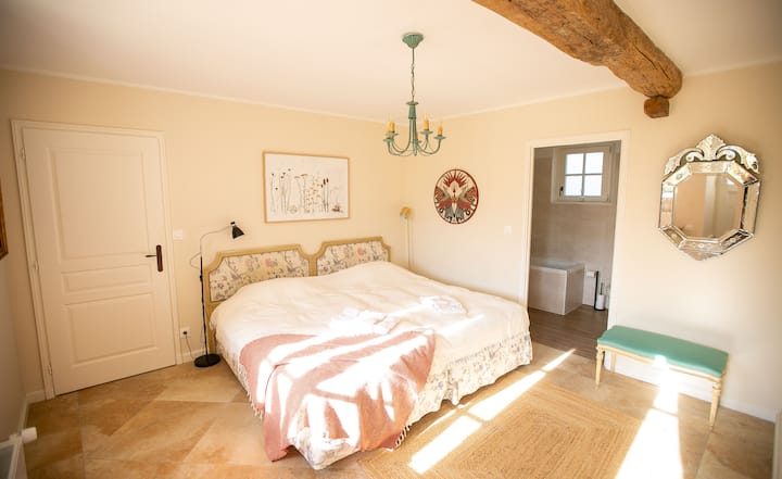 საძინებელი 1