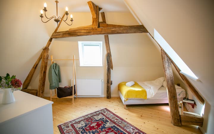 საძინებელი 3