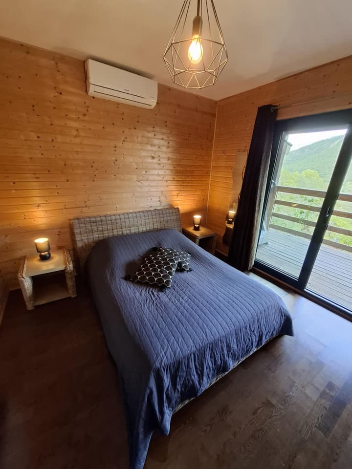 საძინებელი 1