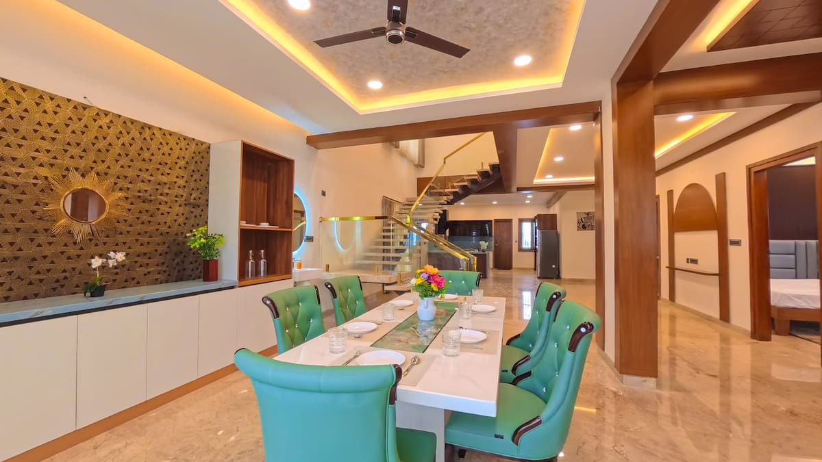 Vistara Presidential 4