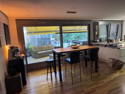 Penthouse in the center of Morges near the train station and lake