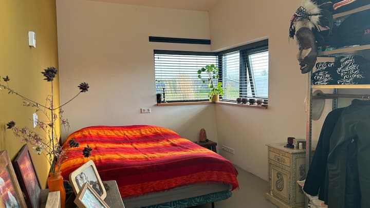 საძინებელი 2