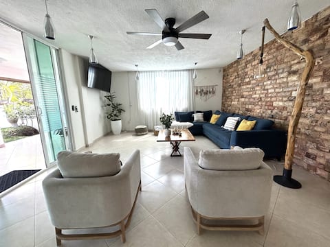 Successful Airbnb property: La Haciendita, an incredible luxury house. in Xochitepec