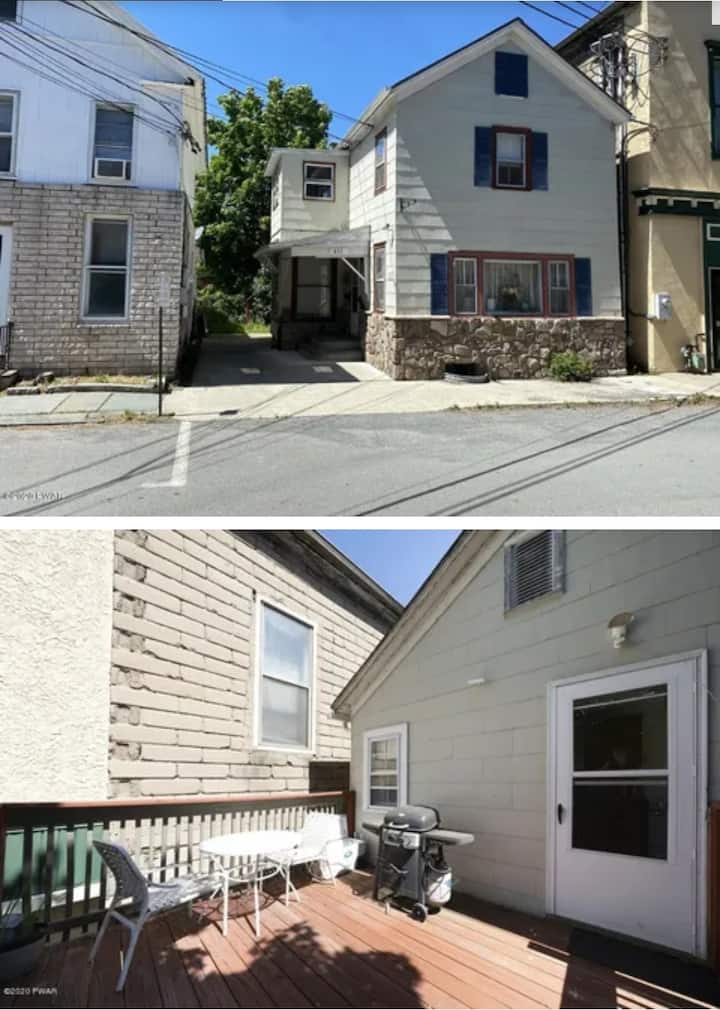 Upper Floor 1 Bed Charming Downtown Hawley - Fairview Lake, PA