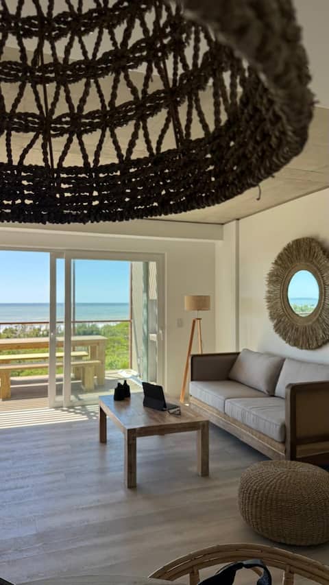 Apartment in Costa del Este with ocean views