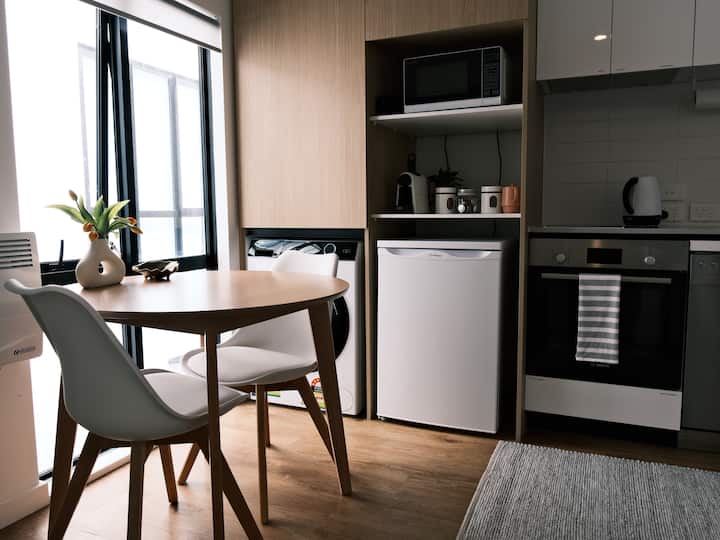 Full kitchen image 6