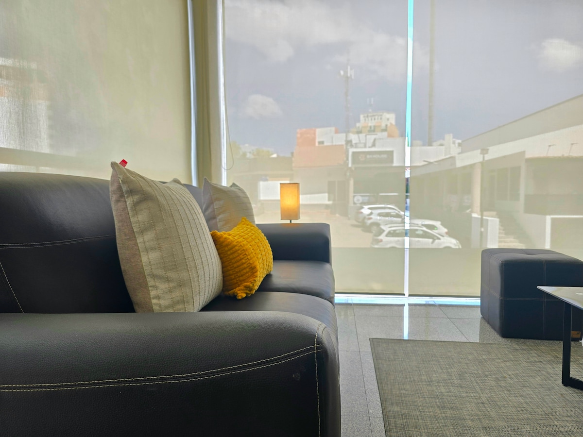 Popular Airbnb listing: Luxury, design and spaciousness top location in Queretaro in Milenio 3