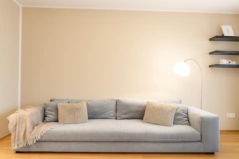 Top performing Airbnb: Luxury Apartment at Ku’damm - 2 Room in Tiergarten