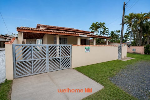 Top Airbnb: House in Barra do Ribeira with Beach Access em Iguape