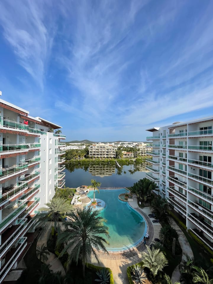Alberca Estilo Resort + 22 Huéspedes En Marina - Mazatlan