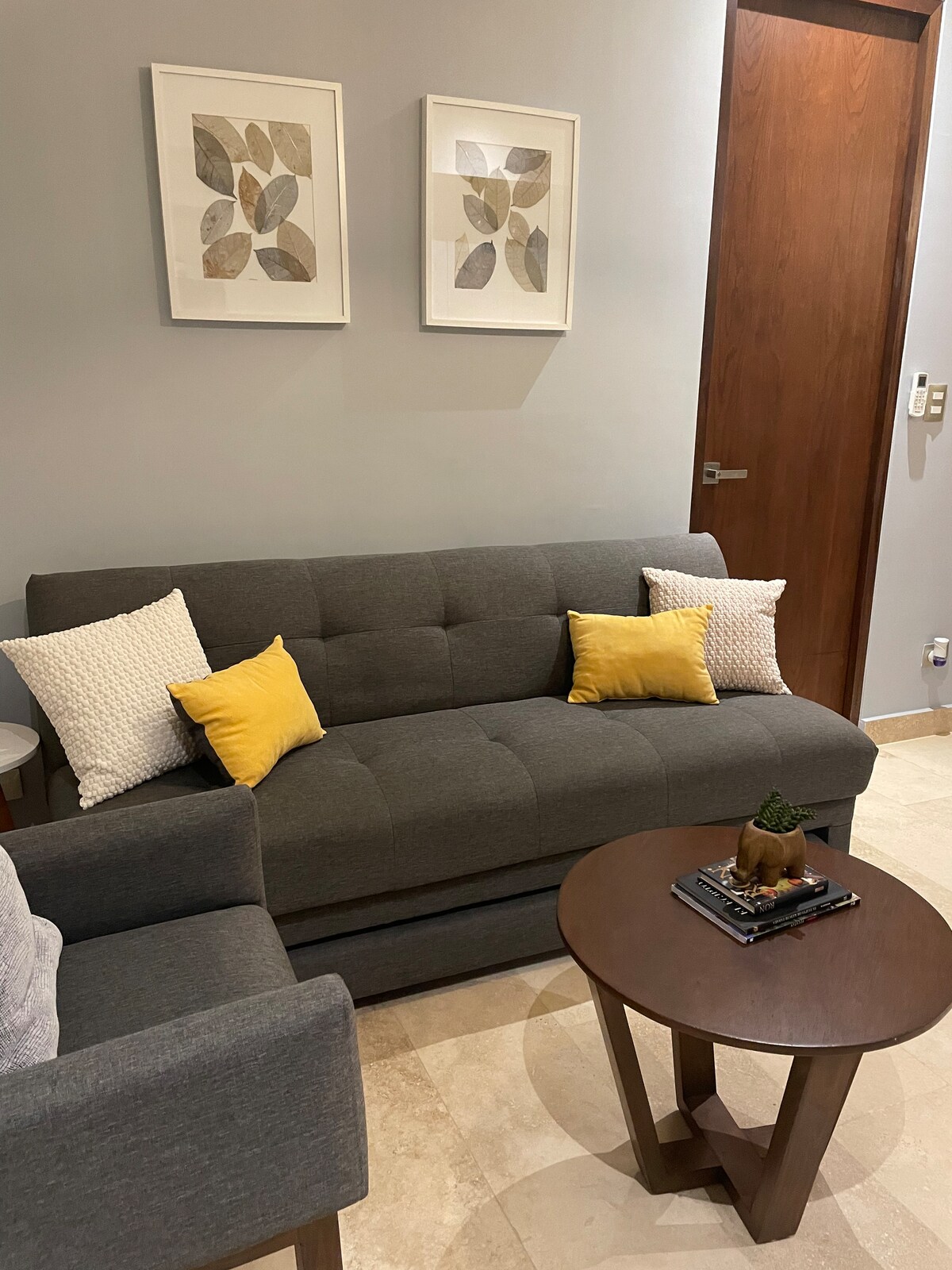 Popular Airbnb listing: Nía 703 in Fraccionamiento San Ramón