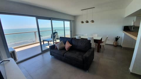 Oceanfront apartment with the best view 8A