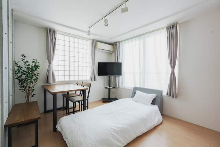 Branche住吉east【博多・住吉エリア】33㎡！セルフチェックイン可・禁煙・最大3名宿泊可 - Fukuoka Airport (FUK)