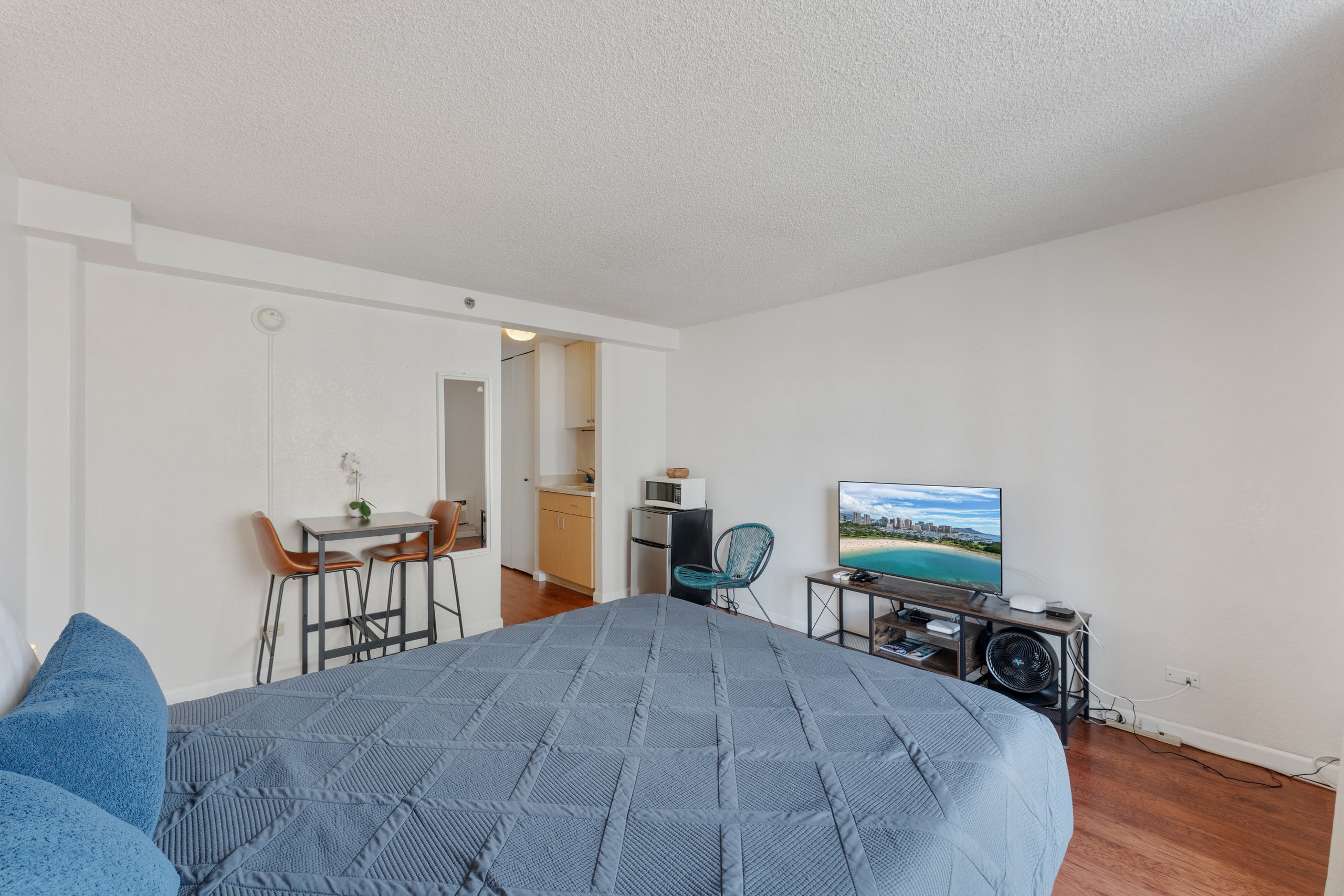 14F Cute Studio @ Inn On the Park - Image 14