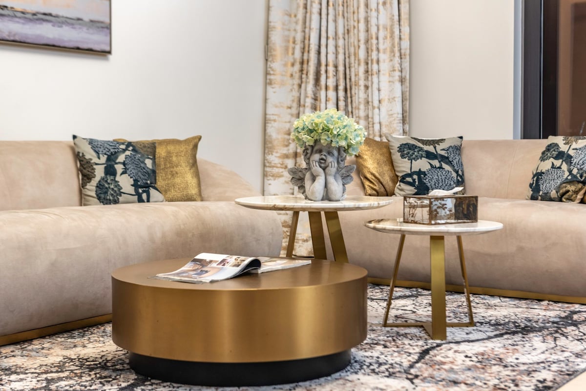 2 Bedroom Furnished Apartment with Full Burj Khalifa View · II 2