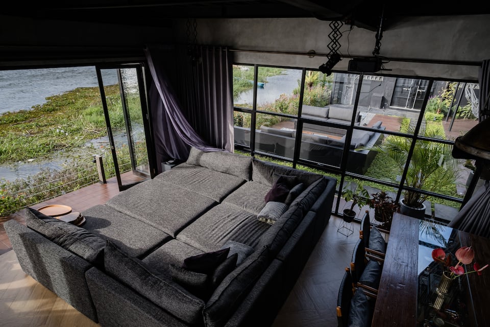 Lake Life Villa in the Bali highlands, Bedugul, Bali, Indonesia, photo 7 of 10