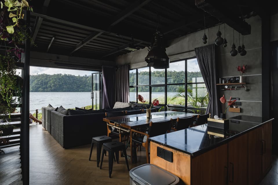 Lake Life Villa in the Bali highlands, Bedugul, Bali, Indonesia, photo 5 of 10