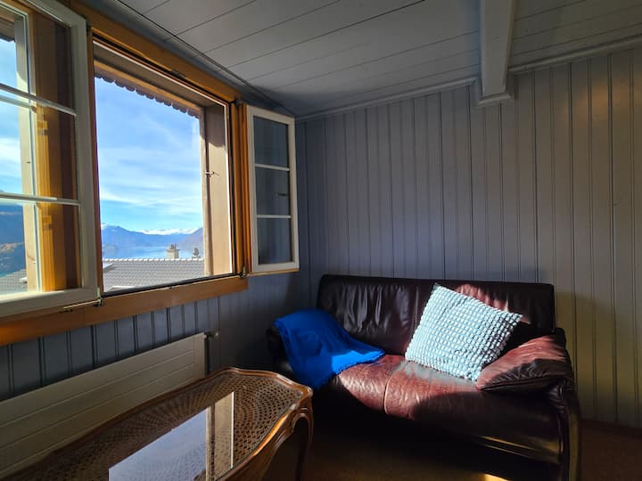 The Original Place - Great View - Basic Amenities - Brienz