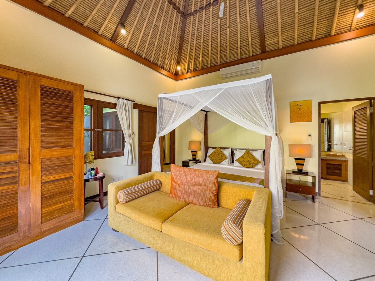 საძინებელი 1