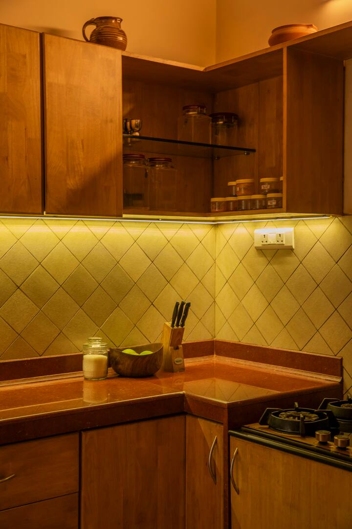 Full kitchen image 3