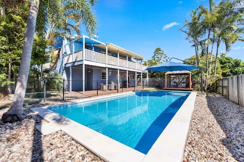 Bluewater Beach Retreat - 5BD/Pool/Walk to Beach