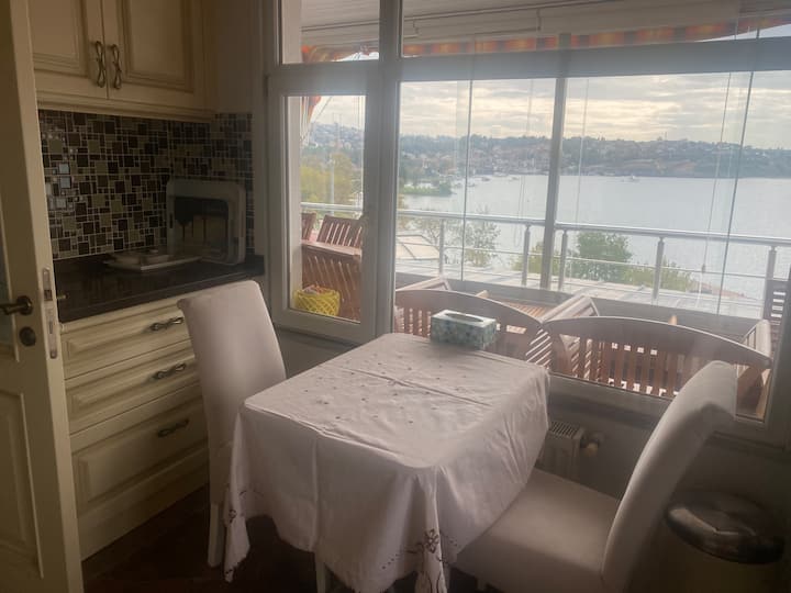 Beykoz’ Da  Muhteşem Boğaz Manzaralı 3+1 Kiralık - Riva