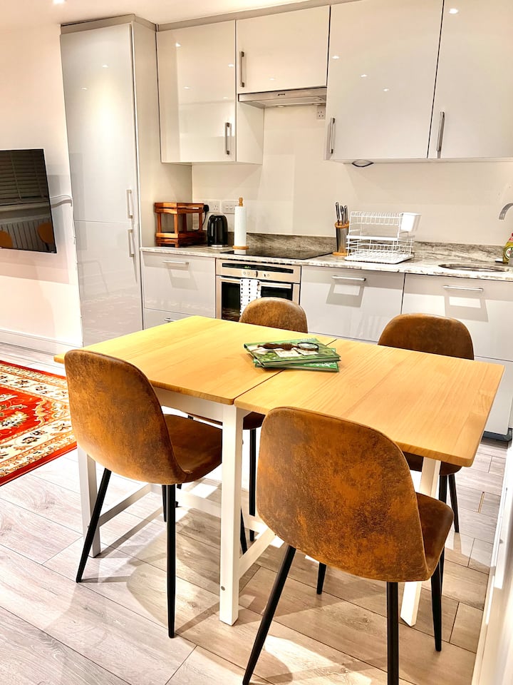 Cosy 2bed Flat Near Hyde Park & Paddington Station - Chelsea