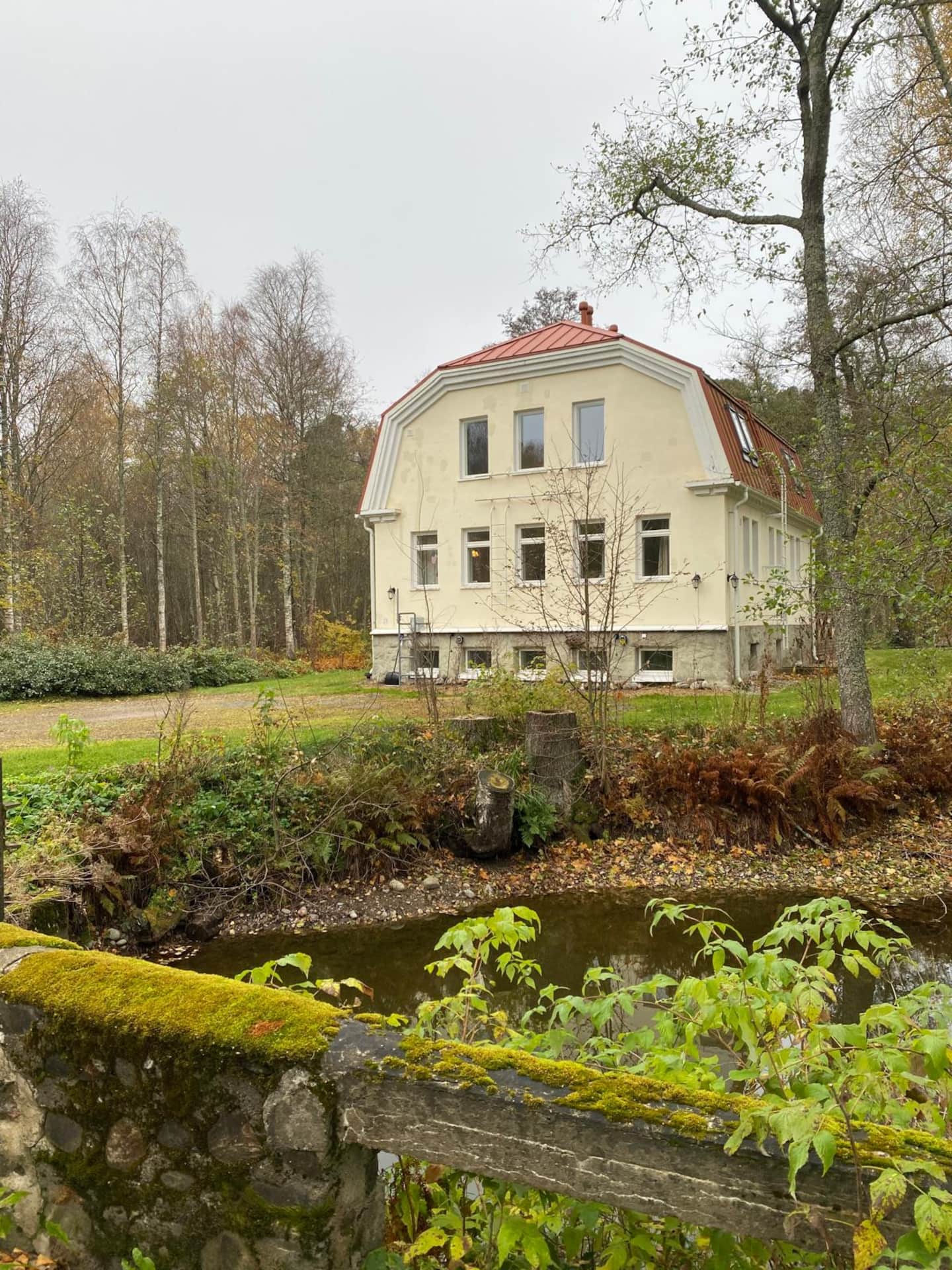 Idyllic Charm With A Moat 2