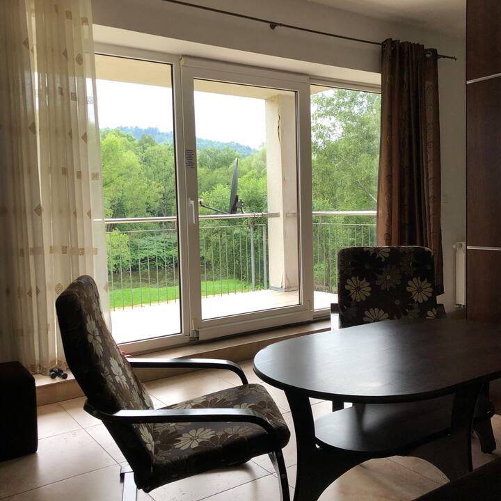 Ustroń | Apartment For 10 Guests | Balcony & View - Wisła
