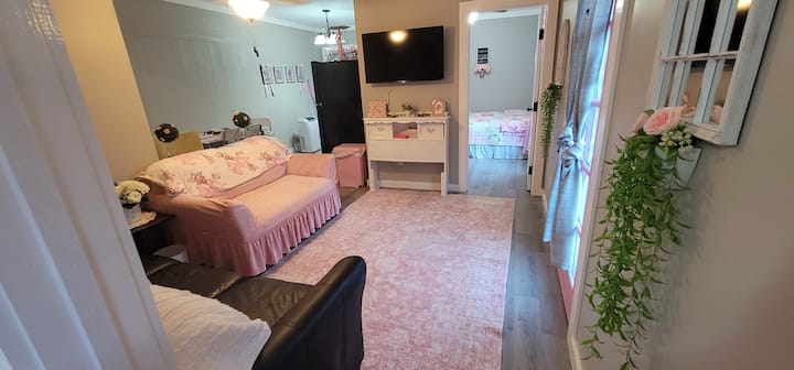 The Cozy Rosy - Oxford, MS