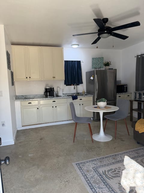 Top performing Airbnb: Hill Country Haven: a Clean & Cozy 2BR Retreat in West Oak Hill