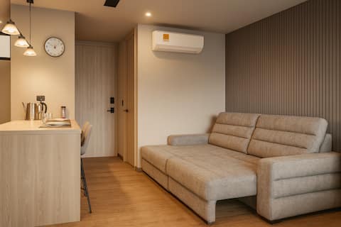 Successful Airbnb property: Avant-garde apartment and prime location in Sabaneta