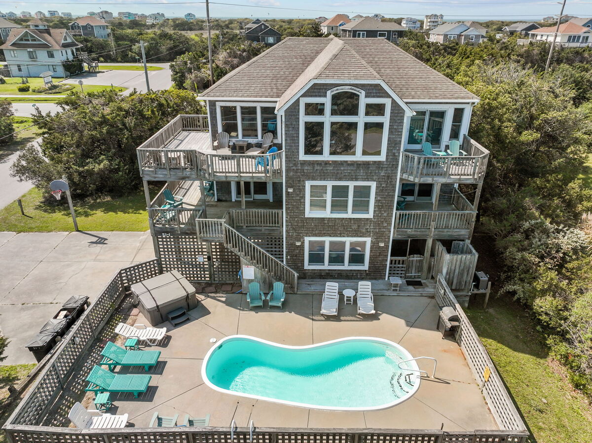 Charming 6BR with amazing views &amp; private pool