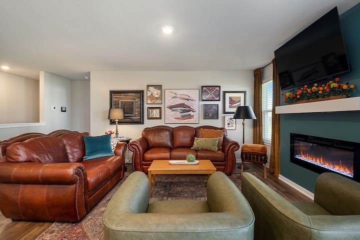 Omaha Eclectic Escape-luxury 5-br Retreat - オマハ, NE
