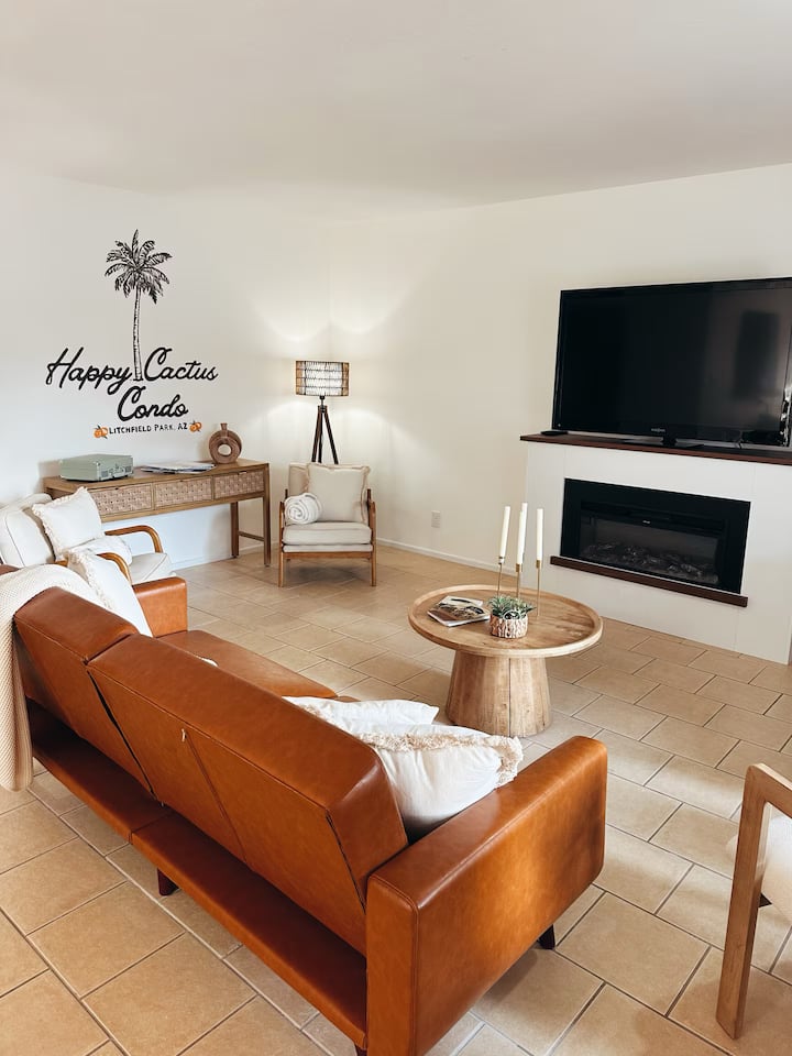 Happy Cactus Condo - Modern Desert Retreat - Apartments for Rent