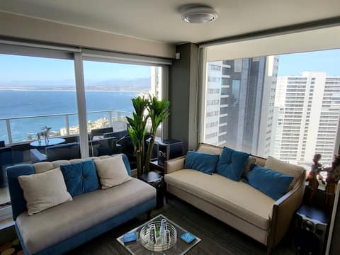 Popular Airbnb listing: Apartment in Concón with ocean views in Concón