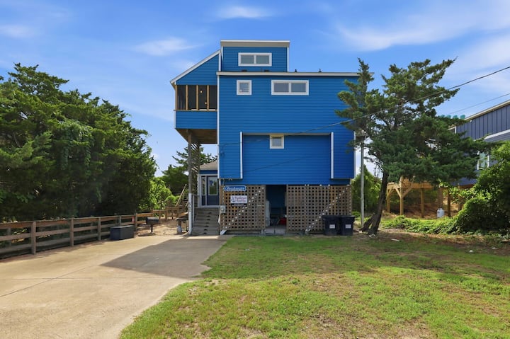 4br Oceanfront | Community Pool Snowbird-friendly - Outer Banks, NC