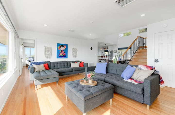 5br Mission Hills-old Town Home W/ Stunning Views - 