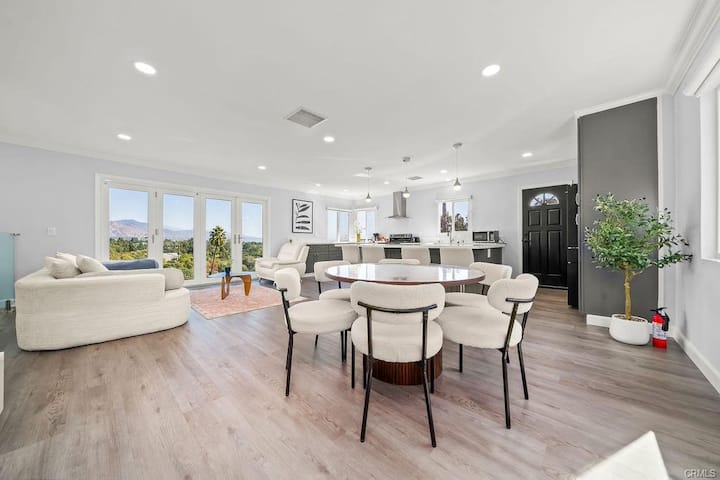 Enchanting 4-bdrm House With View In Pasadena - Pasadena, CA