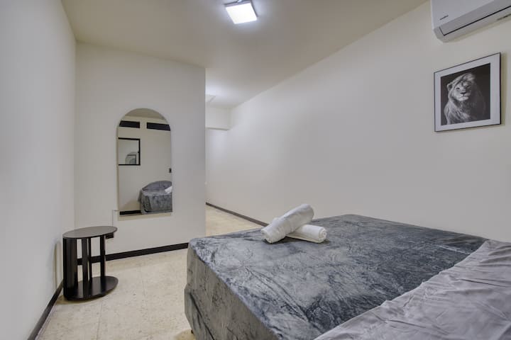 საძინებელი 1