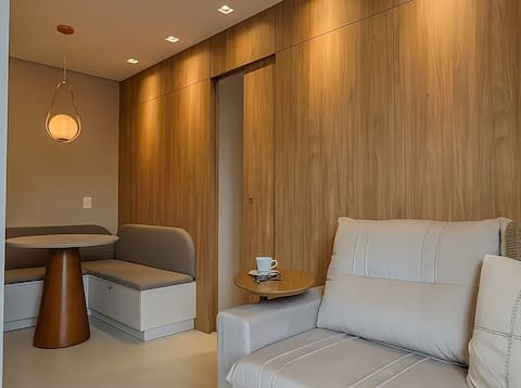 Popular Airbnb listing: Elegant and Complete Studio – Centro de Floripa in Centro