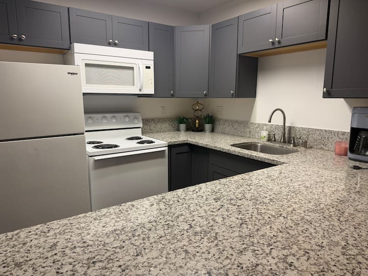 "Modern Apartment Close Freeway And Reno/sparks - Reno, NV