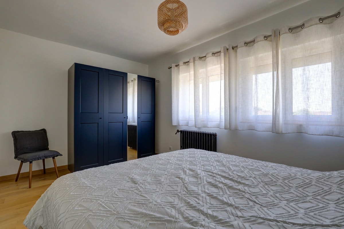 საძინებელი 1