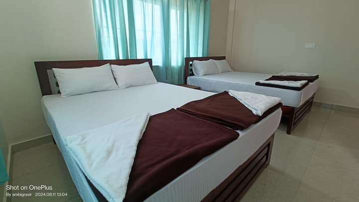Non Ac Four Bed Room(sia Inn Gokarna) - Gokarna