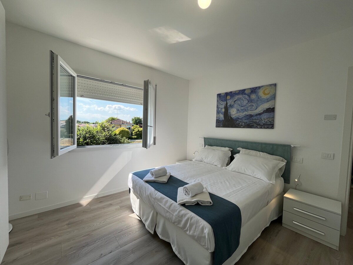Campodarsego Central Apartment Suite Van Gogh - Apartments for Rent in ...