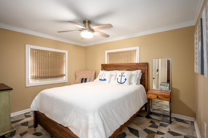 Chambre avec lit queen size