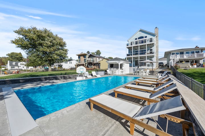 Lakefront 6BR w Heated Pool! Fire-pit & Boat Slip